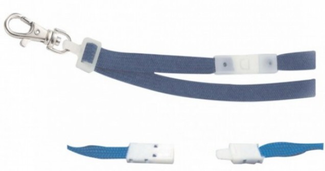 Névkitűzők és kiegészítők